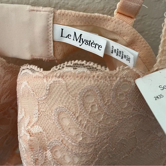Le Mystere Sophia Women's Lace Full Fit Seamless Bra - Peach - Picture 13 of 14